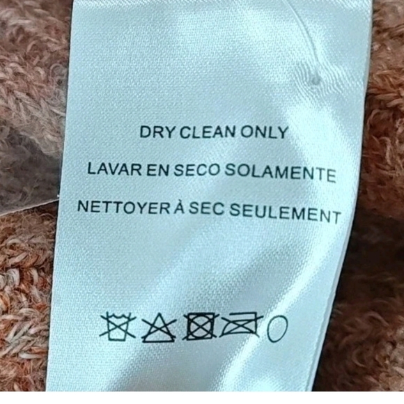 Altered State Cardigan Sweater Sz Med Rust Cable Knit Crop V-Neck 3 Button Nwt - Picture 8 of 10